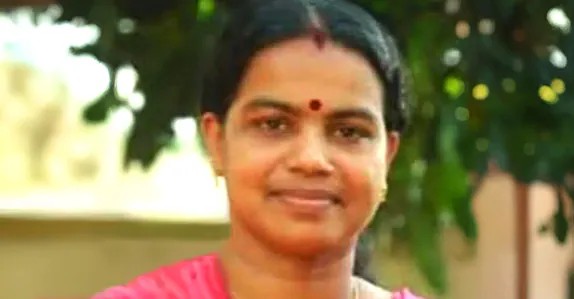 കൊട്ടാരക്കരയിൽ ട്രെയിനിൽ അടിയിൽപ്പെട്ട് വീട്ടമ്മയ്ക്ക്  ദാരുണ അന്ത്യം.