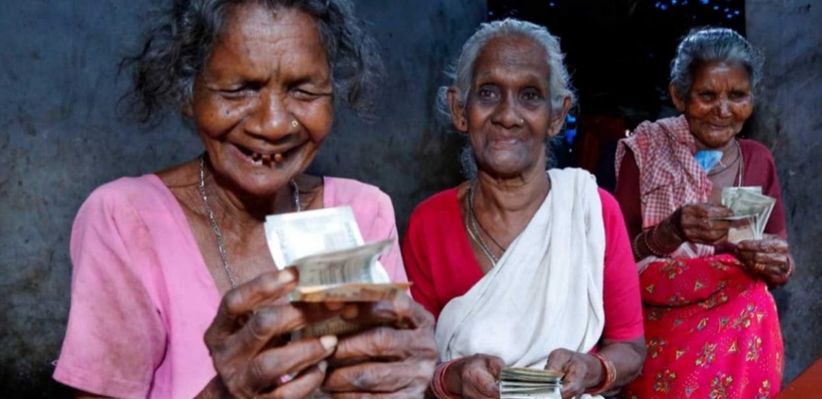 ക്ഷേമനിധി പെൻഷനുകൾ 25 മുതൽ വിതരണം ആരംഭിക്കും
