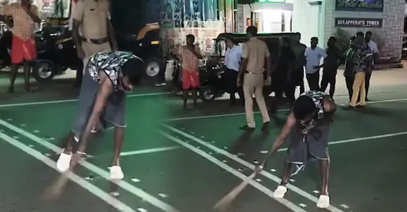 കോട്ടയത്ത് മദ്യപിച്ച് ബഹളം ഉണ്ടാക്കിയ യുവാക്കളെ പിടികൂടി