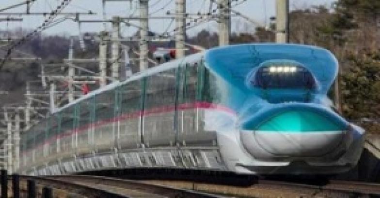 ഇന്ത്യയിലെ ആദ്യത്തെ ബുള്ളറ്റ് ട്രെയിൻ 2027 മുതൽ; പ്രഖ്യാപനവുമായി കേന്ദ്ര റെയിൽവേ മന്ത്രി