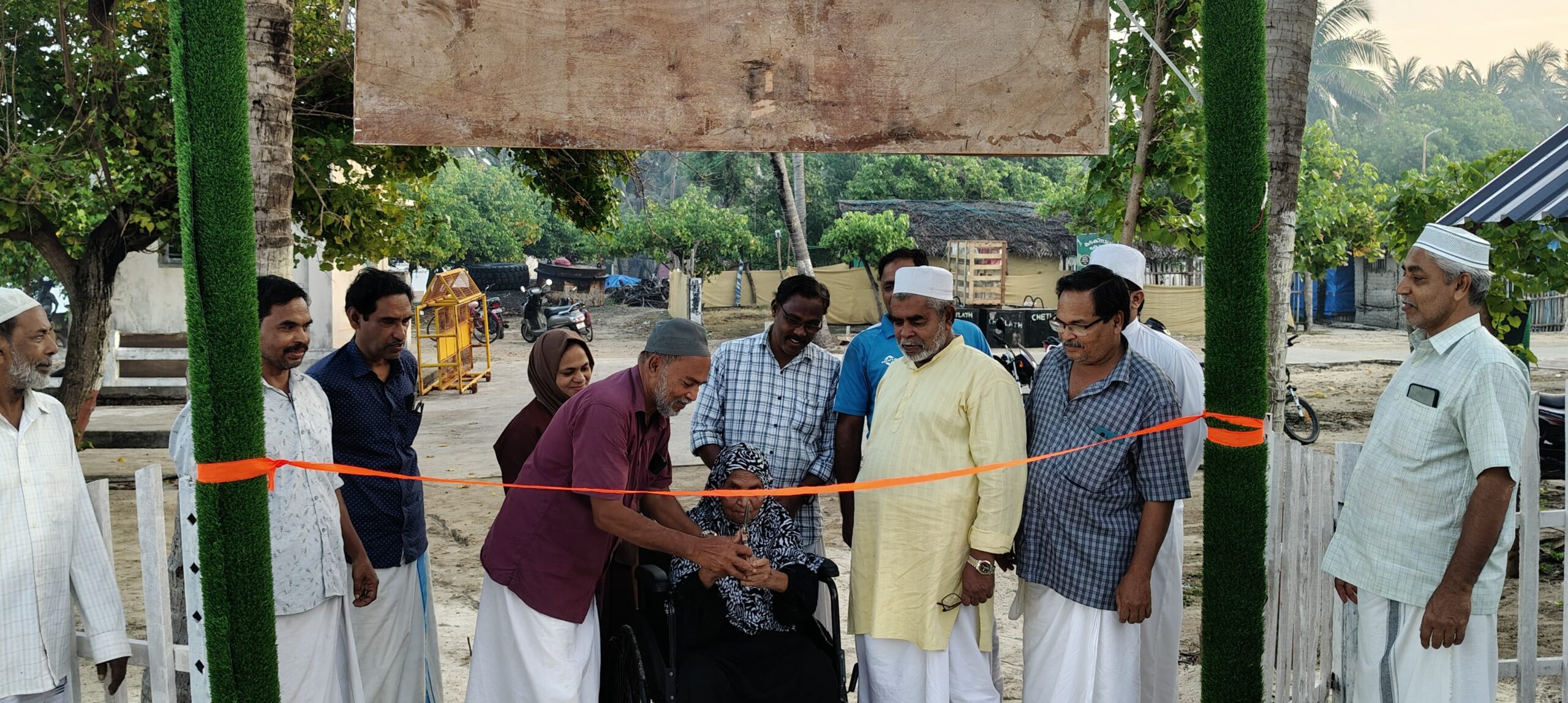 നവീകരിച്ച ഹോട്ടൽ ഉദ്ഘാടനം ചെയ്തു.